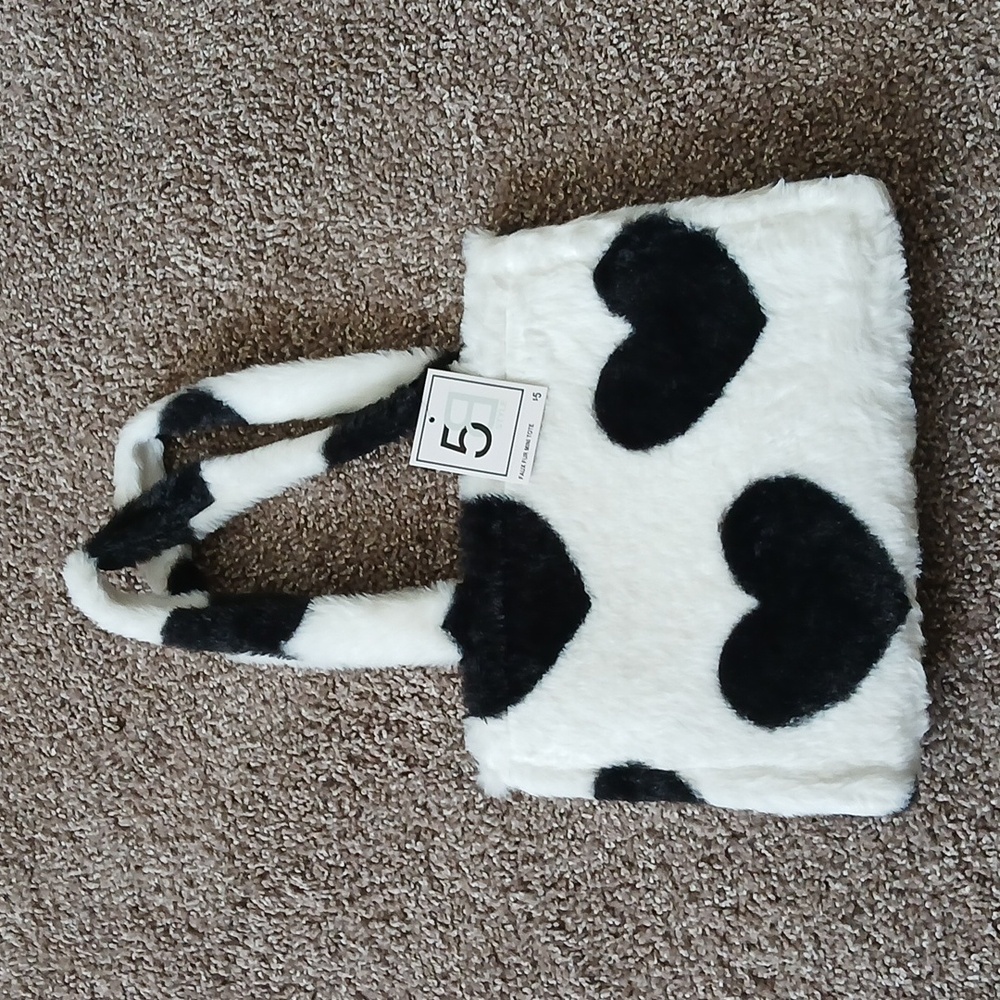 White & Black Heart Print Faux Fur Tote Bag